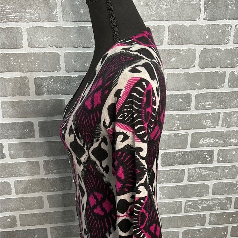 Tory Burch Ikat Print Merino Wool Cardigan Sweater Pink Black V Neck Size Small - Picture 10 of 14